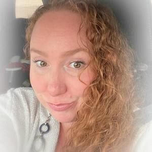 Meet your Posher, Alexandra